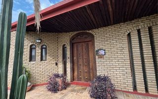 4 Bedroom House For Sale in Ludwigsdorf, Windhoek