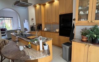 4 Bedroom House For Sale in Ludwigsdorf, Windhoek