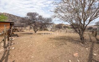 5 Bedroom Small Holding / Plot For Sale in Brakwater, Windho...