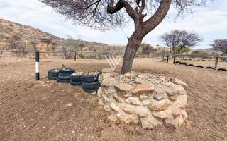 5 Bedroom Small Holding / Plot For Sale in Brakwater, Windho...