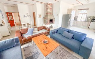 5 Bedroom Small Holding / Plot For Sale in Brakwater, Windho...