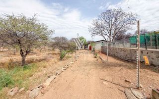 5 Bedroom Small Holding / Plot For Sale in Brakwater, Windho...