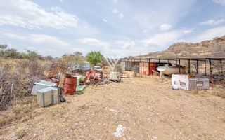 5 Bedroom Small Holding / Plot For Sale in Brakwater, Windho...