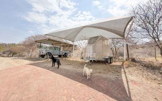 5 Bedroom Small Holding / Plot For Sale in Brakwater, Windho...