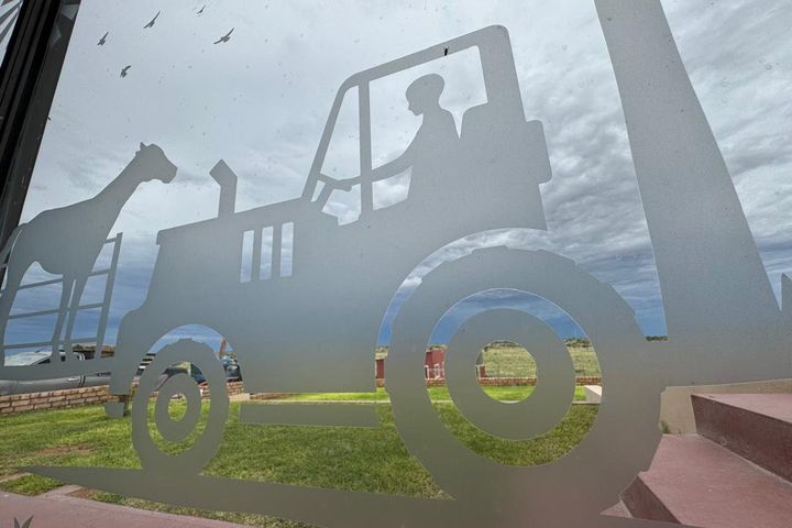 Farm For Sale in Kamanjab