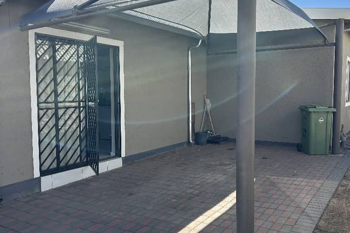 2 Bedroom Apartment For Sale in Osona Village, Okahandja