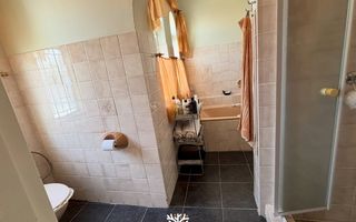 5 Bedroom House For Sale in Hochlandpark, Windhoek