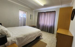 4 Bedroom House For Sale in Henties Bay Central, Henties Bay