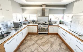 4 Bedroom House For Sale in Vogelstrand, Swakopmund