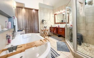 4 Bedroom House For Sale in Vogelstrand, Swakopmund