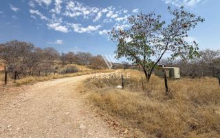 9 Bedroom Small Holding / Plot For Sale in Brakwater, Windho...