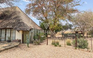 9 Bedroom Small Holding / Plot For Sale in Brakwater, Windho...