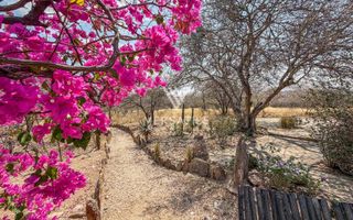 9 Bedroom Small Holding / Plot For Sale in Brakwater, Windho...