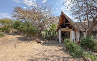 9 Bedroom Small Holding / Plot For Sale in Brakwater, Windho...