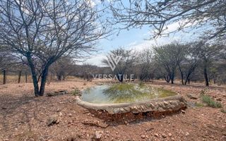 9 Bedroom Small Holding / Plot For Sale in Brakwater, Windho...