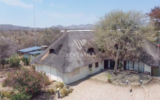 9 Bedroom Small Holding / Plot For Sale in Brakwater, Windho...