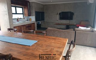 7 Bedroom House For Sale in Sunbay, Henties Bay