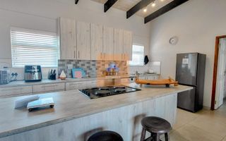 4 Bedroom House For Sale in Vogelstrand, Swakopmund