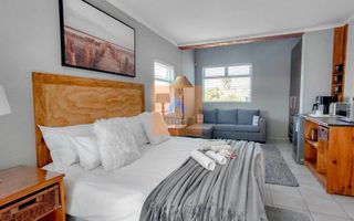 4 Bedroom House For Sale in Vogelstrand, Swakopmund