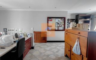 4 Bedroom House For Sale in Vogelstrand, Swakopmund