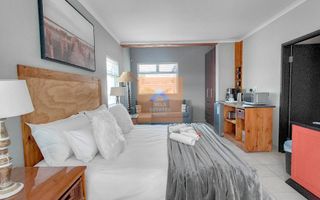 4 Bedroom House For Sale in Vogelstrand, Swakopmund