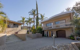 5 Bedroom House To Rent in Klein Windhoek, Windhoek
