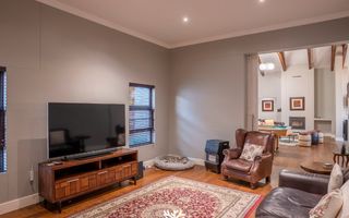 5 Bedroom House For Sale in Finkenstein, Windhoek