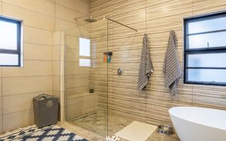 5 Bedroom House For Sale in Finkenstein, Windhoek