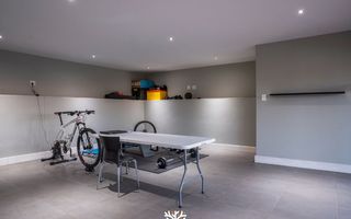 5 Bedroom House For Sale in Finkenstein, Windhoek