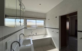 4 Bedroom House For Sale in Kleine Kuppe, Windhoek