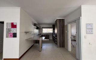 4 Bedroom House For Sale in Kleine Kuppe, Windhoek