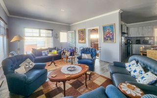 3 Bedroom House For Sale in Henties Bay Central, Henties Bay