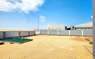 3 Bedroom House For Sale in Henties Bay Central, Henties Bay