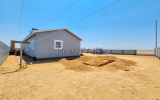 3 Bedroom House For Sale in Henties Bay Central, Henties Bay