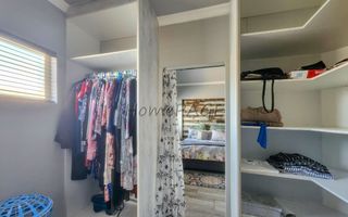 3 Bedroom House For Sale in Henties Bay Central, Henties Bay