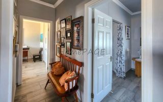 3 Bedroom House For Sale in Henties Bay Central, Henties Bay