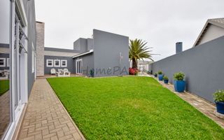 5 Bedroom House For Sale in Swakopmund Ext 15, Swakopmund