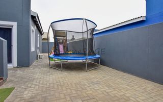 5 Bedroom House For Sale in Swakopmund Ext 15, Swakopmund