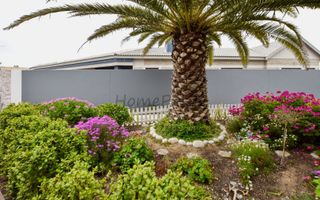 5 Bedroom House For Sale in Swakopmund Ext 15, Swakopmund