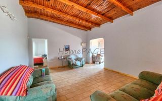 3 Bedroom House For Sale in Henties Bay Central, Henties Bay
