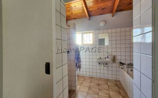 3 Bedroom House For Sale in Henties Bay Central, Henties Bay