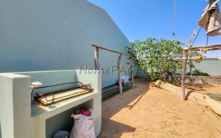 3 Bedroom House For Sale in Henties Bay Central, Henties Bay