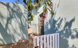 3 Bedroom House For Sale in Henties Bay Central, Henties Bay