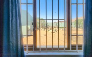 3 Bedroom House For Sale in Henties Bay Central, Henties Bay