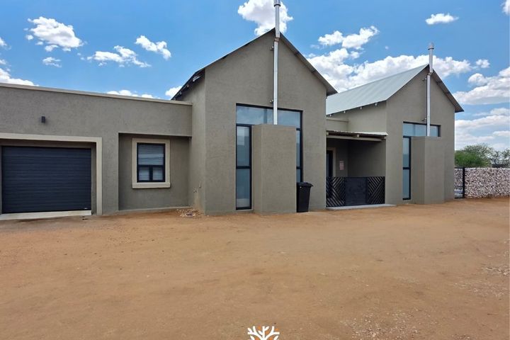 2 Bedroom House For Sale in Ondekaremba, Windhoek