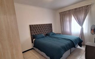 3 Bedroom House For Sale in Long Beach