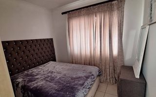 3 Bedroom House For Sale in Long Beach
