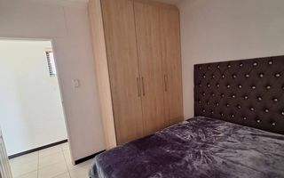 3 Bedroom House For Sale in Long Beach