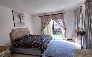 3 Bedroom House For Sale in Long Beach