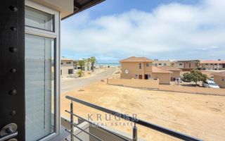 6 Bedroom House For Sale in Vogelstrand, Swakopmund